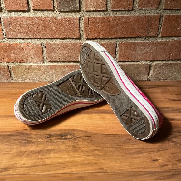 Women’s tie-die converse Size 7 - Picture 7 of 8